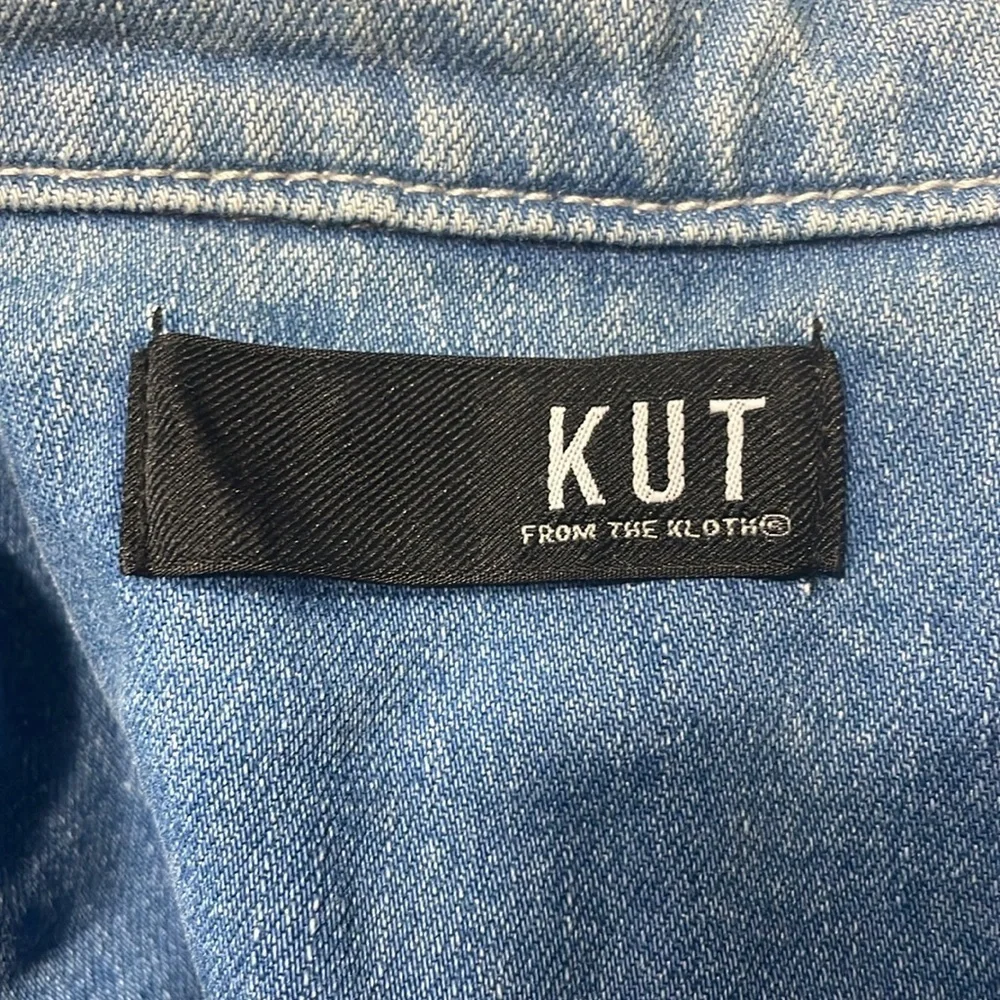 Kut from the kloth distressed Jean jacket - Picture 9 of 10